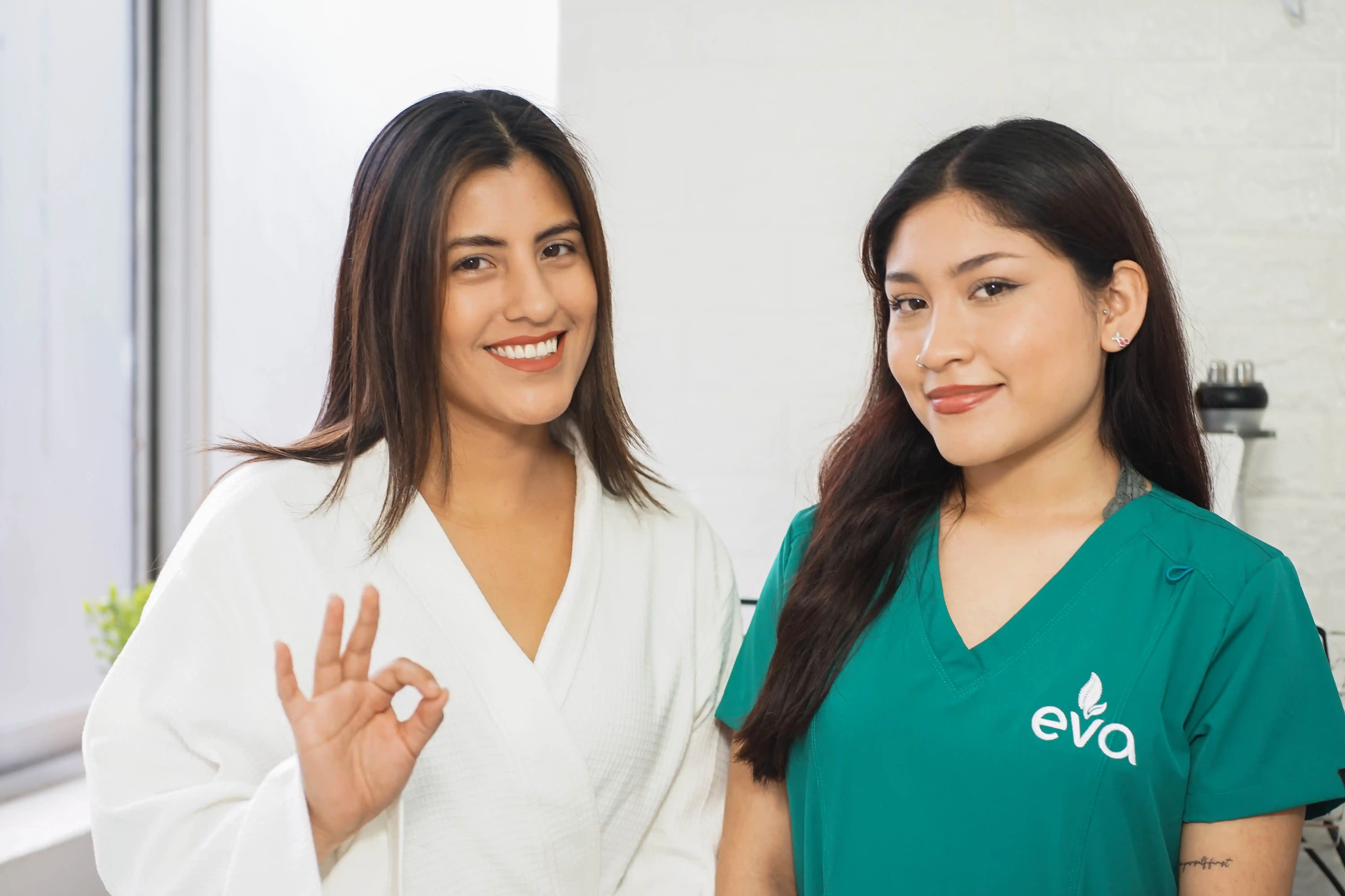 Especialistas de Siempre Eva centro de estética no invasiva en Lima